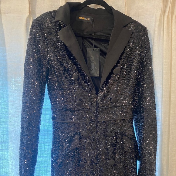 Fashion nova black sequence jumpsuit - Picture 3 of 8